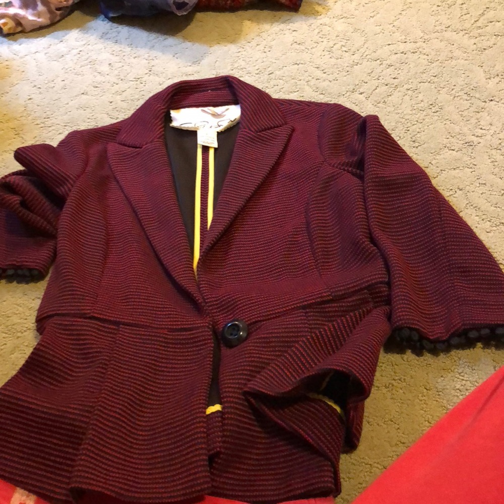 Blazer - Picture 3 of 3